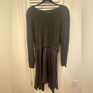 Club Monaco dress with sweater top and viscose bottom. Size LG
